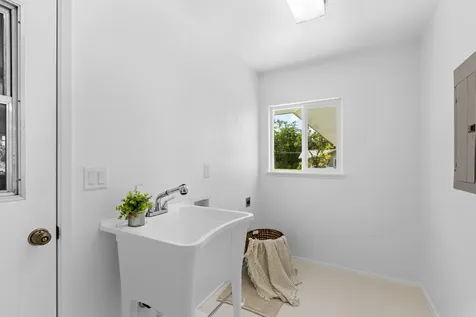 15-1444 23rd Avenue Keaau HI 96749