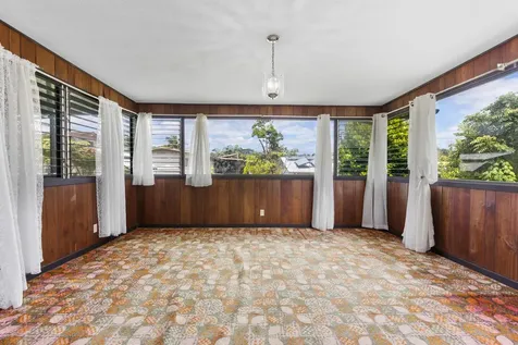 15 Kaulana Street Hilo HI 96720