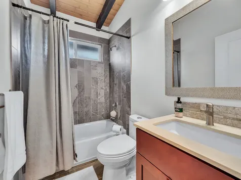 94-5819 Kilo Makani Place Naalehu HI 96772