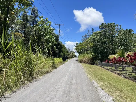 13TH Avenue Keaau HI 96749