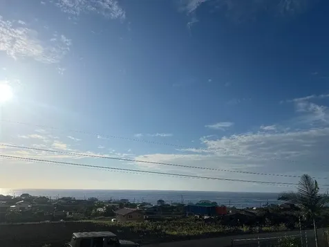 Eiwa Avenue Captain Cook HI 96704