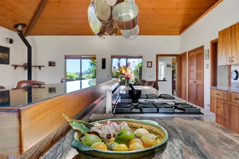 47-5254 Waikoekoe Lane Honokaa HI 96727