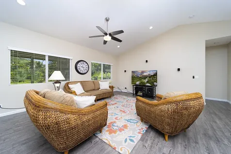 15-1499 22nd Avenue Keaau HI 96749