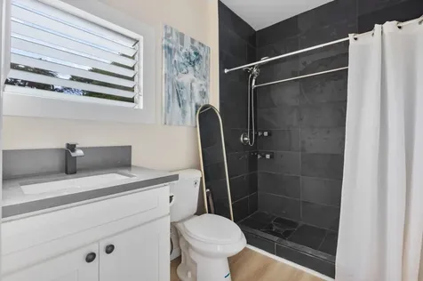 95-4968 Mamalahoa Highway Naalehu HI 96772