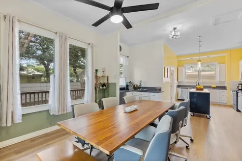 95-4968 Mamalahoa Highway Naalehu HI 96772