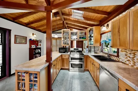 15-2795 Hou Street Pahoa HI 96778