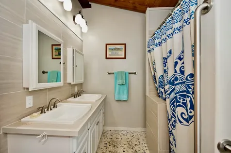 15-2795 Hou Street Pahoa HI 96778