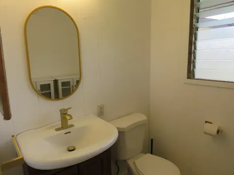 54 Derby Lane Hilo HI 96720