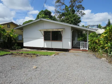 54 Derby Lane Hilo HI 96720