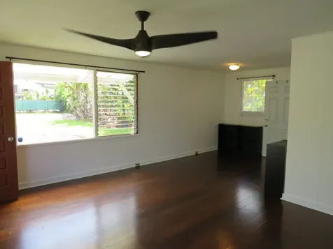 54 Derby Lane Hilo HI 96720