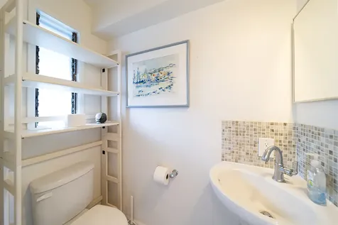 930 Kumukoa Street Hilo HI 96720