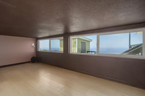 87-2793 Hawaii Belt Road Captain Cook HI 96704