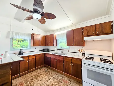 15-2037 24th Avenue Keaau HI 96749