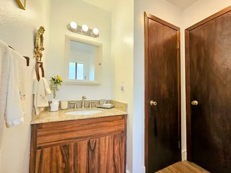 15-2037 24th Avenue Keaau HI 96749