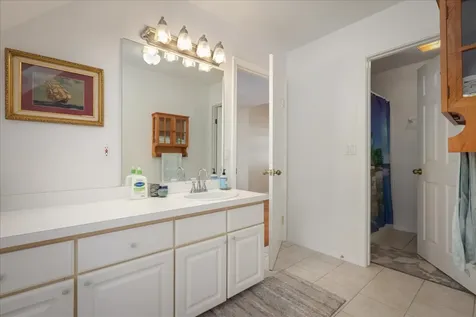 82-5957 Wakida Drive Captain Cook HI 96704