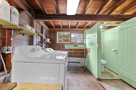 527 Iwalani Street Hilo HI 96720