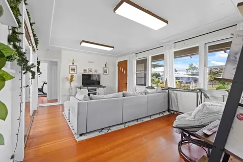 527 Iwalani Street Hilo HI 96720