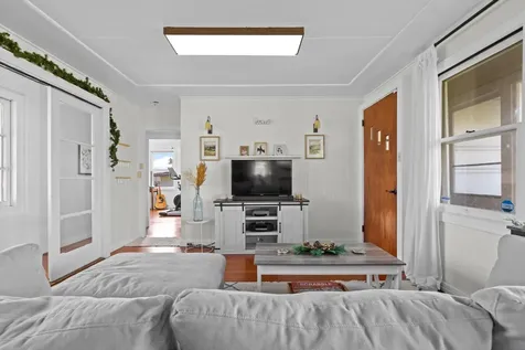 527 Iwalani Street Hilo HI 96720