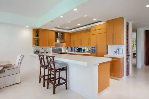 68-1050 Mauna Lani Drive Kamuela HI 96743