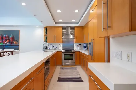 68-1050 Mauna Lani Drive Kamuela HI 96743