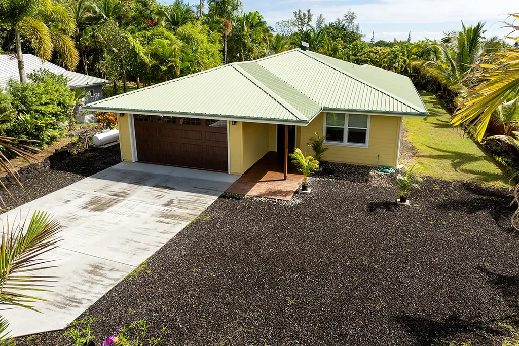 15-1495 Beach Road Keaau HI 96749