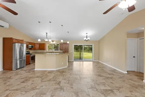 15-1691 21st Avenue Keaau HI 96749