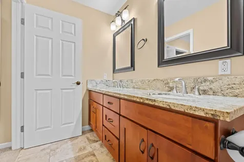 15-1691 21st Avenue Keaau HI 96749