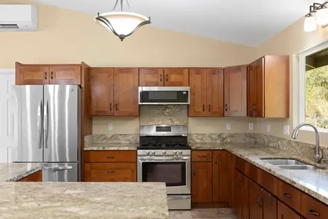 15-1691 21st Avenue Keaau HI 96749