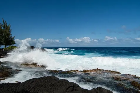 3RD Avenue Keaau HI 96749