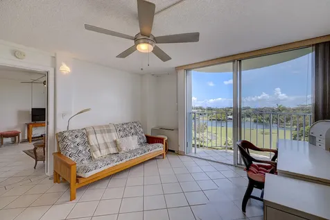 101 Aupuni Street Hilo HI 96720