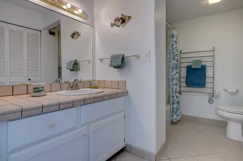 101 Aupuni Street Hilo HI 96720