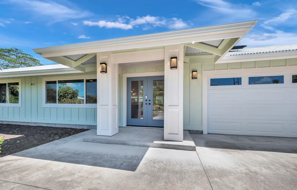 15-2043 4th Avenue Keaau HI 96749