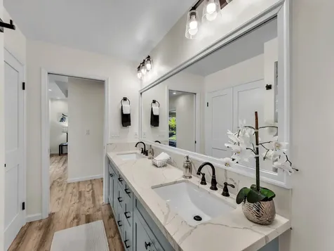 15-2043 4th Avenue Keaau HI 96749