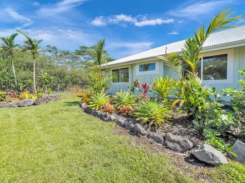 15-2043 4th Avenue Keaau HI 96749