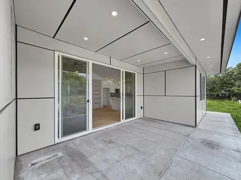 94-179 Wakea Avenue Naalehu HI 96772