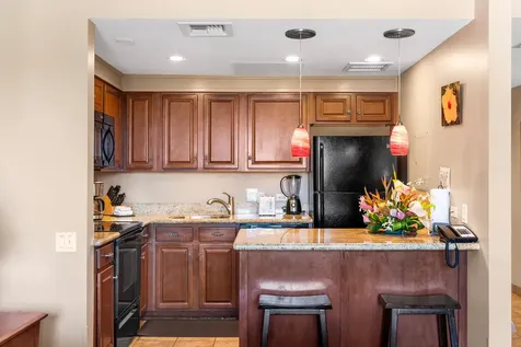 75-6040 Royal Sea Cliff Club Kailua-kona HI 96740