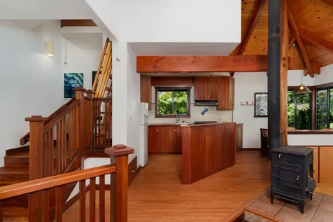 19-3975 Laukapu Avenue Volcano HI 96785