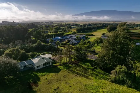 64-798 Mamalahoa Highway Kamuela HI 96743