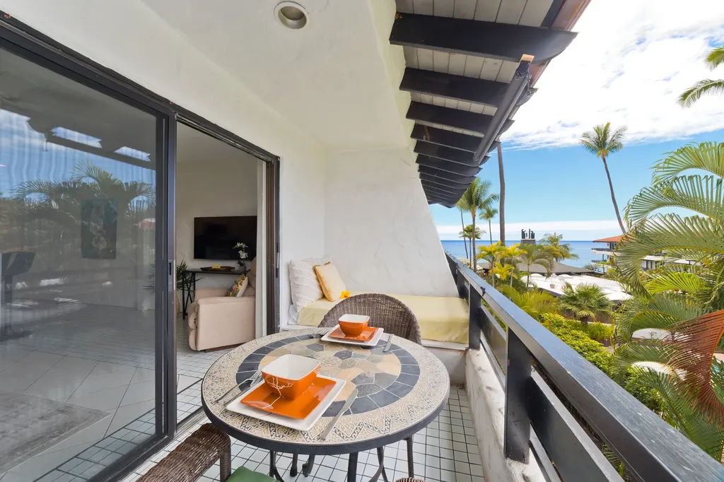 75-6082 Alii Drive Kailua-kona HI 96740