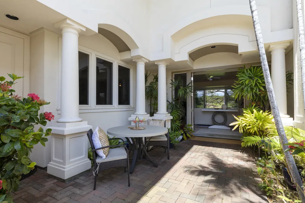 68-1375 Pauoa Road Kamuela HI 96743