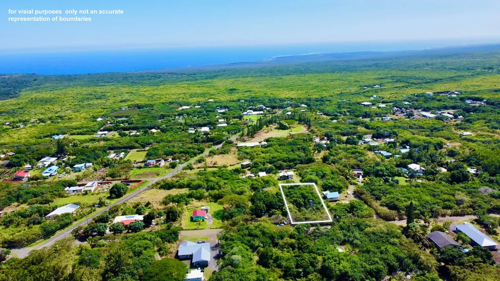 Mauka Street Naalehu HI 96772