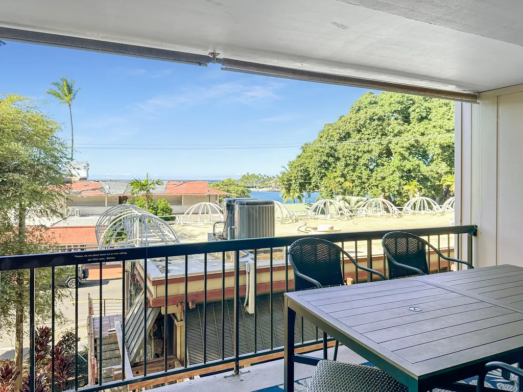 75-5719 Alii Drive Kailua-kona HI 96740