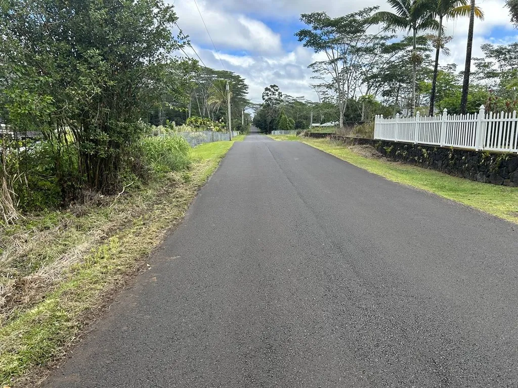 27th Avenue Keaau HI 96749