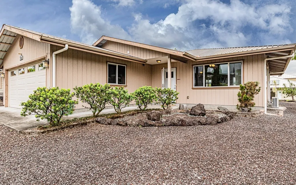 712 Kukuau Street Hilo HI 96720