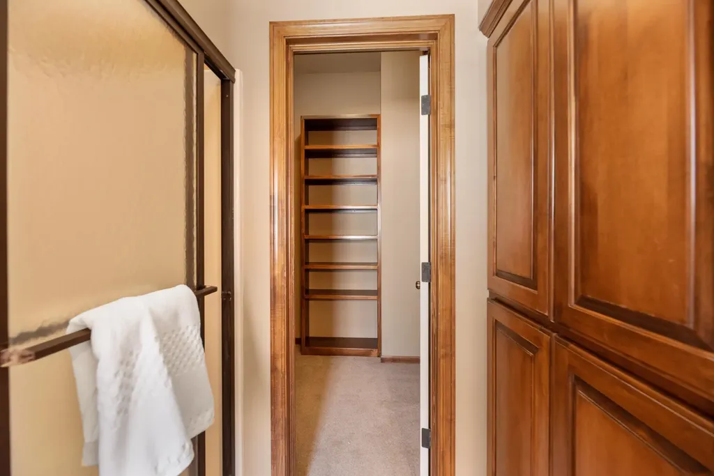 829 Crescent Lakes Circle Andover KS 67002