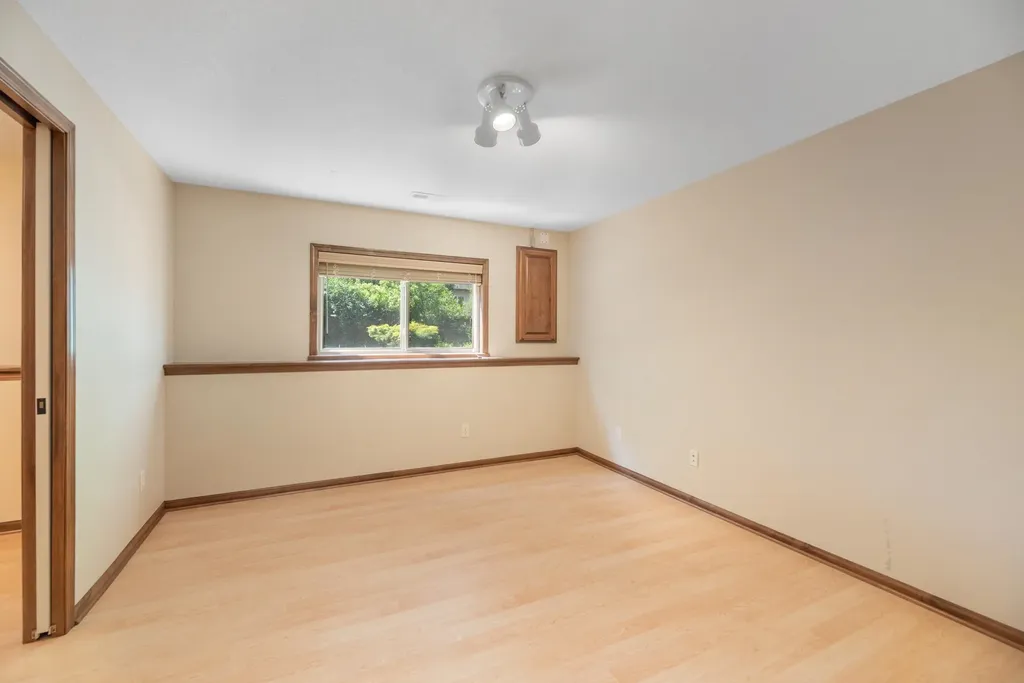 829 Crescent Lakes Circle Andover KS 67002