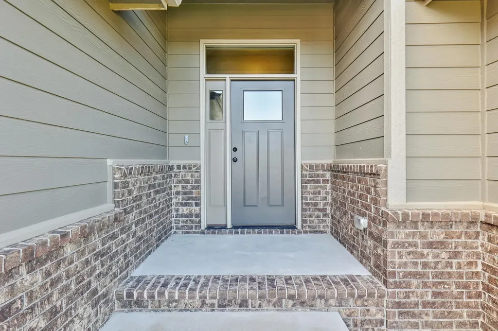 5381 N Pebblecreek Street Bel Aire KS 67226