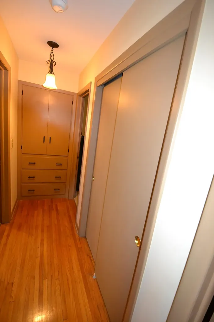 508 N Saint James Place Wichita KS 67206