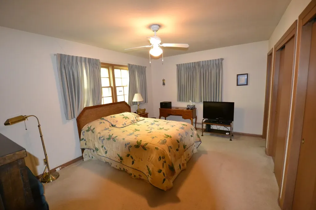 508 N Saint James Place Wichita KS 67206