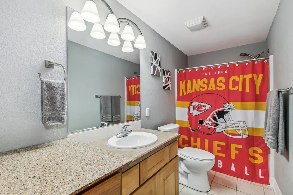 4572 N Fritillary Court Bel Aire KS 67226